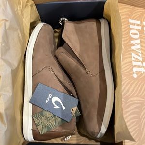 Brand new with tags Olukai Hawai’iloa Manu Hope waterproof sneaker boots
